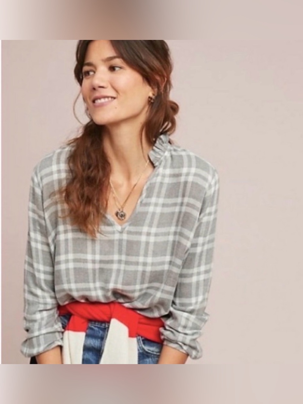 Anthropologie Cloth & Stone Size Medium Gray Plaid Pullover Top Ruffled Neck